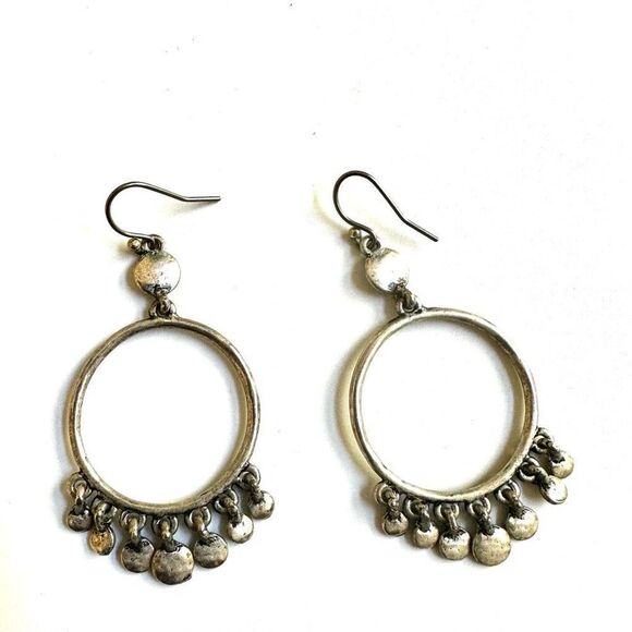 Silver tone disc earrings - Picture 8 of 8